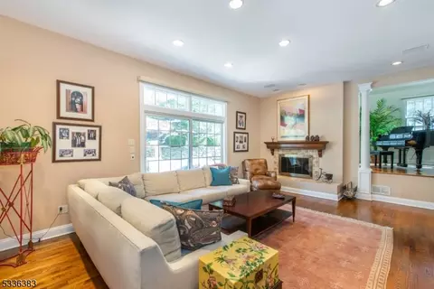 43 Horizon Dr, Wayne, NJ 07470 photo 16