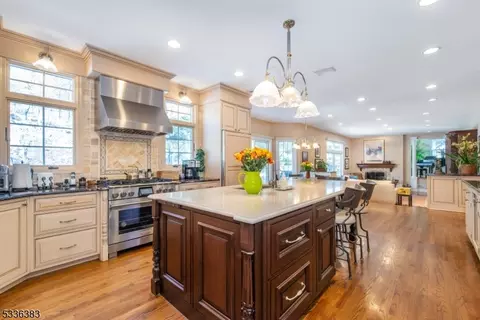43 Horizon Dr, Wayne, NJ 07470 photo 11