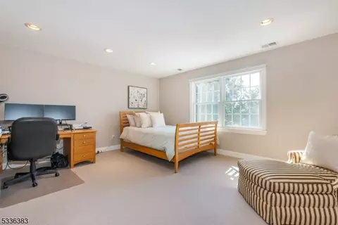 43 Horizon Dr, Wayne, NJ 07470 photo 32