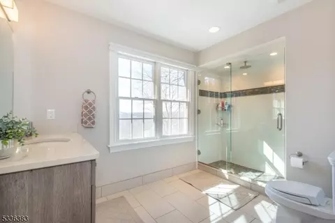 43 Horizon Dr, Wayne, NJ 07470 photo 33