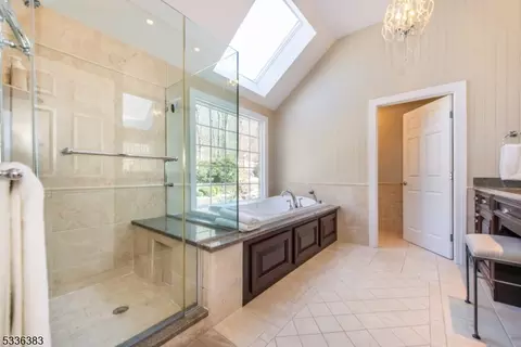 43 Horizon Dr, Wayne, NJ 07470 photo 24