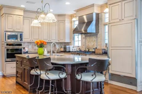 43 Horizon Dr, Wayne, NJ 07470 photo 8