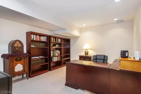 43 Horizon Dr, Wayne, NJ 07470 photo 40