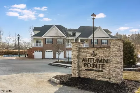 301 Autumn Ct, Little Falls Twp, NJ 07424