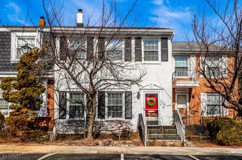 175 Howell Ave, Woodbridge Twp, NJ 08863