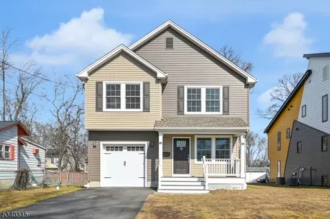94 Chesapeake Ave, Lake Hiawatha, NJ 07034