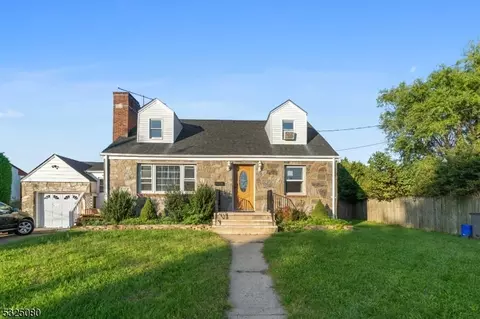 131 Jackson Ave, South Plainfield, NJ 07080