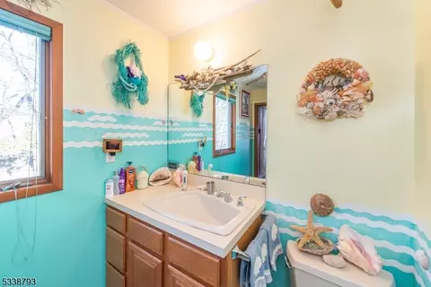 16 Peterson Rd, Wayne, NJ 07470 photo 25