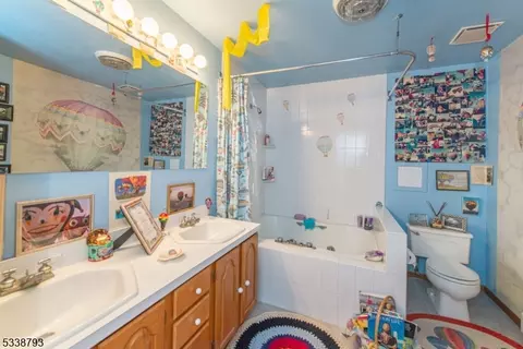16 Peterson Rd, Wayne, NJ 07470 photo 27