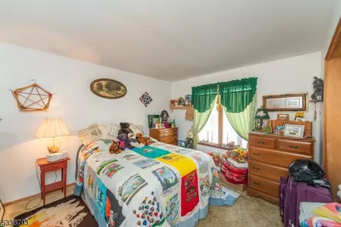 16 Peterson Rd, Wayne, NJ 07470 photo 28