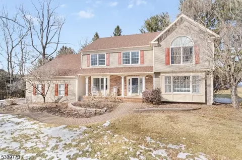 22 Burnett Brook Dr, Randolph Twp, NJ 07945