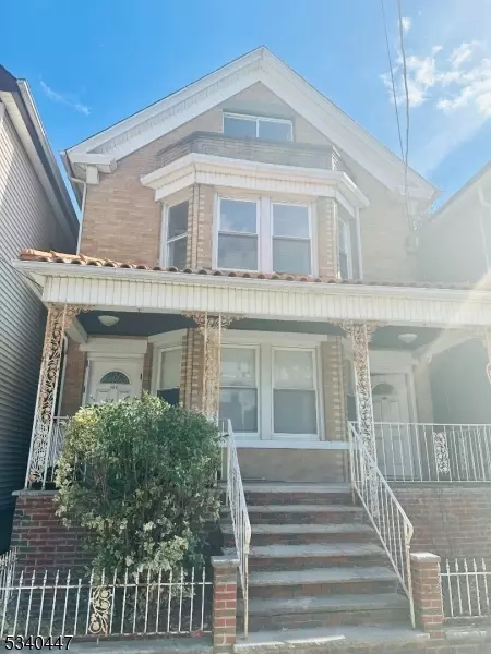 49 Jaques St, Elizabeth, NJ 07201