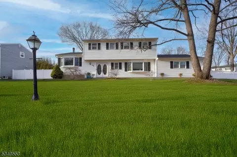 65 Westminster Dr, Parsippany-troy Hills Twp, NJ 07054