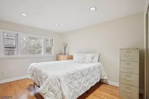 99 Hamilton Ave, Berkeley Heights, NJ 07922 photo 14