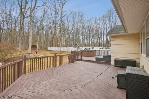 99 Hamilton Ave, Berkeley Heights, NJ 07922 photo 28