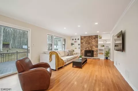 99 Hamilton Ave, Berkeley Heights, NJ 07922 photo 6
