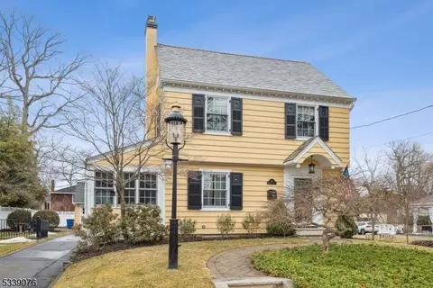 40 Georgian Rd, Morristown, NJ 07960