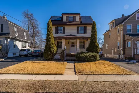 529 Spruce St, Roselle, NJ 07203