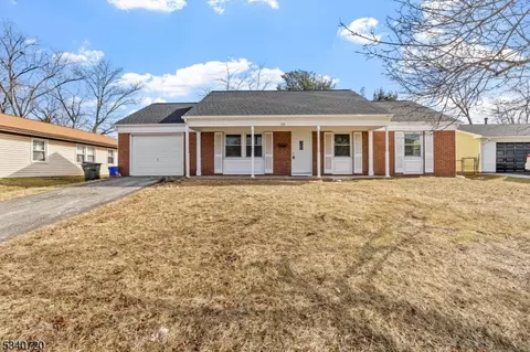 19 Normandy Ln, Willingboro, NJ 08046