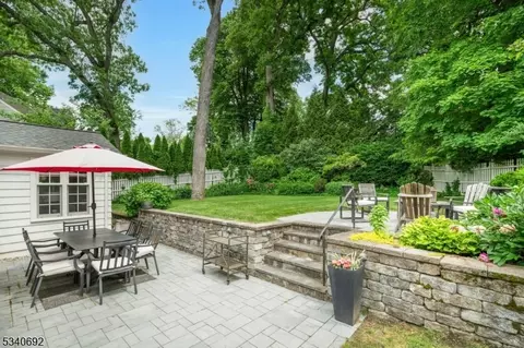1 Lorraine Rd, Summit, NJ 07901 photo 23
