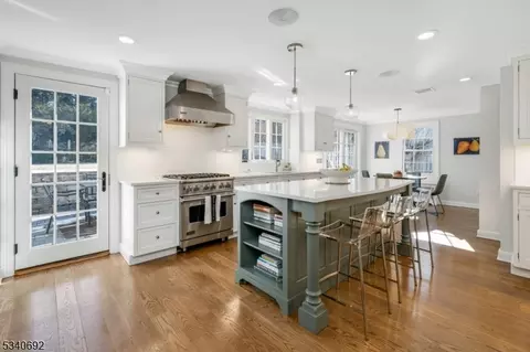 1 Lorraine Rd, Summit, NJ 07901 photo 8