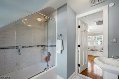 1 Lorraine Rd, Summit, NJ 07901 photo 18