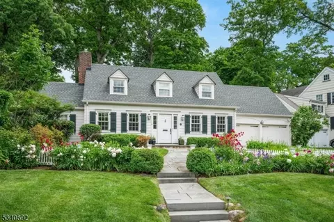 1 Lorraine Rd, Summit, NJ 07901
