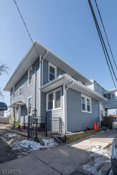 20 John St, Paterson, NJ 07522
