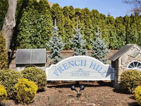 35 Mulford Dr, Wayne, NJ 07470