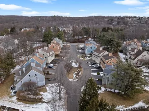 51 Shearwater Ln, Wayne, NJ 07470 photo 17