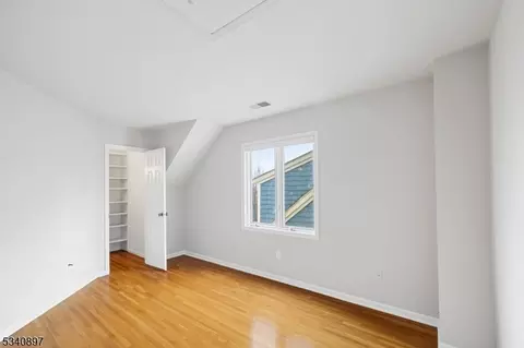 51 Shearwater Ln, Wayne, NJ 07470 photo 11