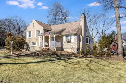 44 Cedar Pl, Wayne, NJ 07470 photo 2