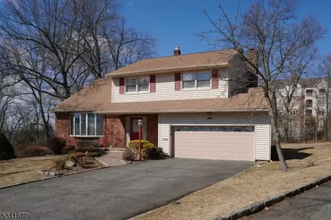 7 Korwel Ct, West Orange, NJ 07052