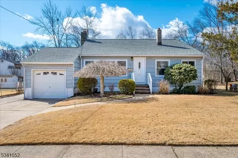 14 Holly St, Somerset, NJ 08873