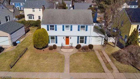11 Highfield Rd, Bloomfield, NJ 07003