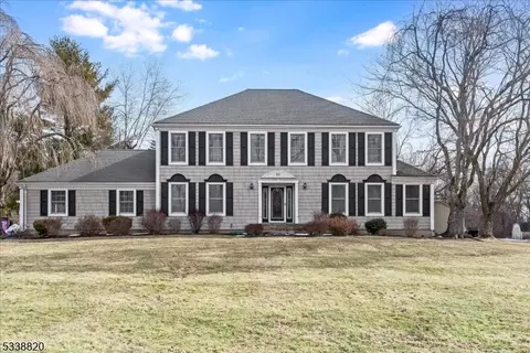 60 Zellers Rd, Washington Twp, NJ 07853
