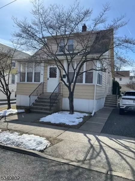 60 Cliff St, Haledon, NJ 07508