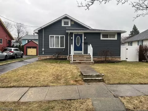 51 Hutchinson Ave, Hawthorne, NJ 07506