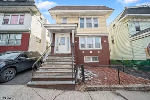 721 18th Ave #2, Irvington, NJ 07111