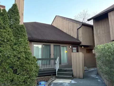 117 Bluebird Dr #4A, Hillsborough, NJ 08844