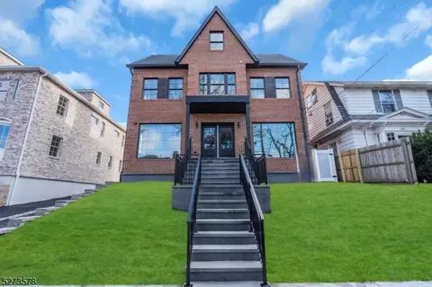 385 Parker St, Newark, NJ 07104