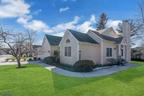 174 Worcester Dr, Wayne, NJ 07470 photo 3