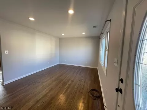 844 George St, Plainfield, NJ 07062 photo 5
