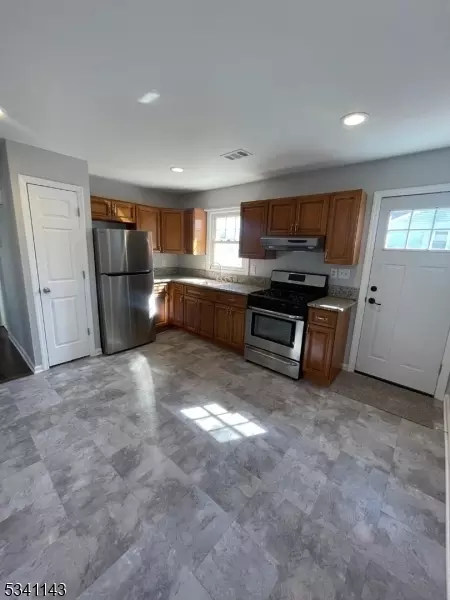 844 George St, Plainfield, NJ 07062 photo 13