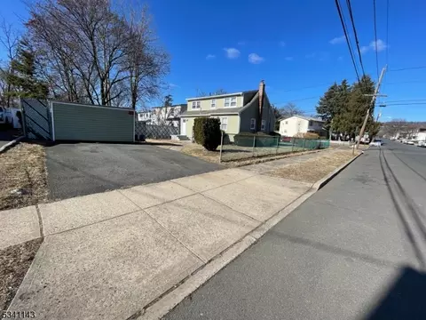 844 George St, Plainfield, NJ 07062 photo 3