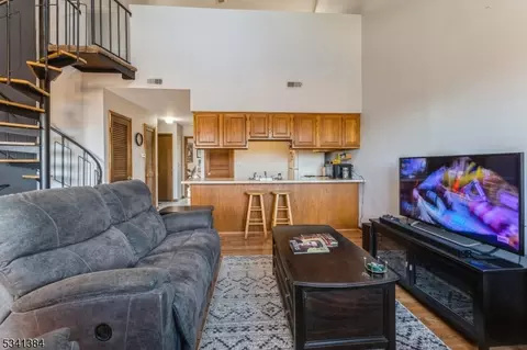 4 Red Lodge Dr 10 #10, Vernon, NJ 07462