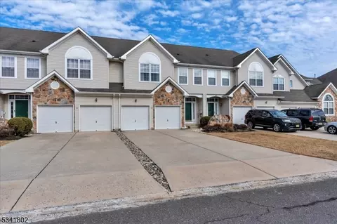 17 Spyglass Ct, Westampton Twp, NJ 08060