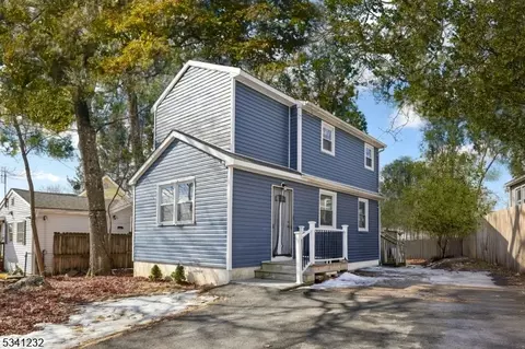 322 Tulsa Trl, Hopatcong, NJ 07843