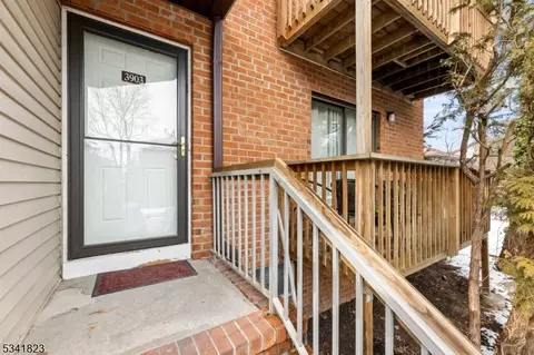 3903 Birchwood Ct, North Brunswick Twp, NJ 08902