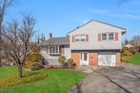 2 Azalea Ln, Montvale, NJ 07645